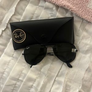 black aviator ray bans